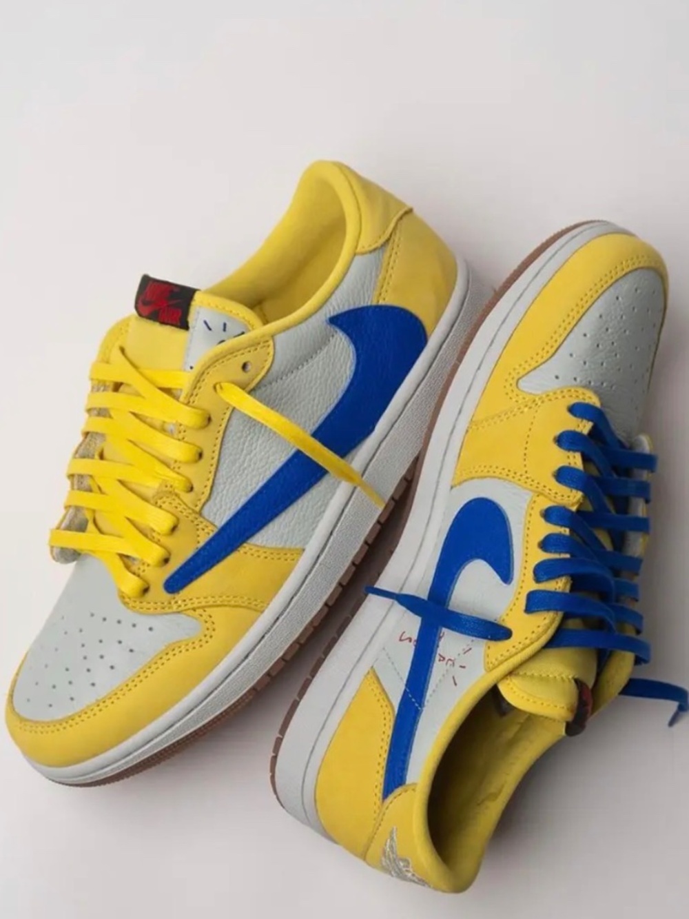 Travis Scott x Wmns Air Jordan 1 Retro Low OG SP 'Canary'
